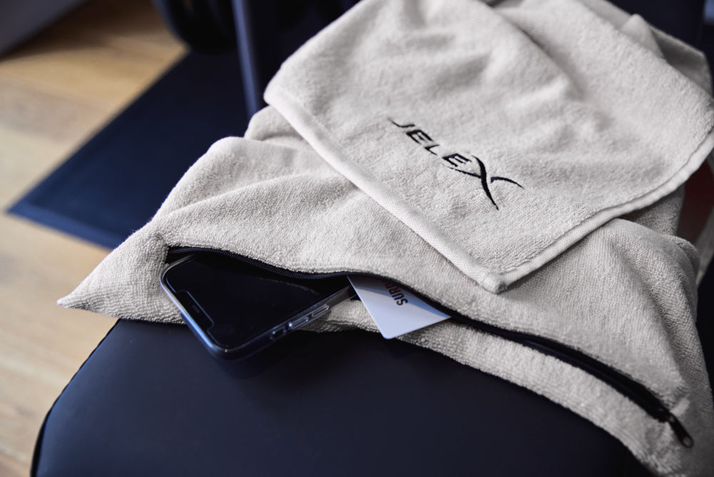JELEX "100FIT" Serviette de fitness avec une poche zippÃ©e gris