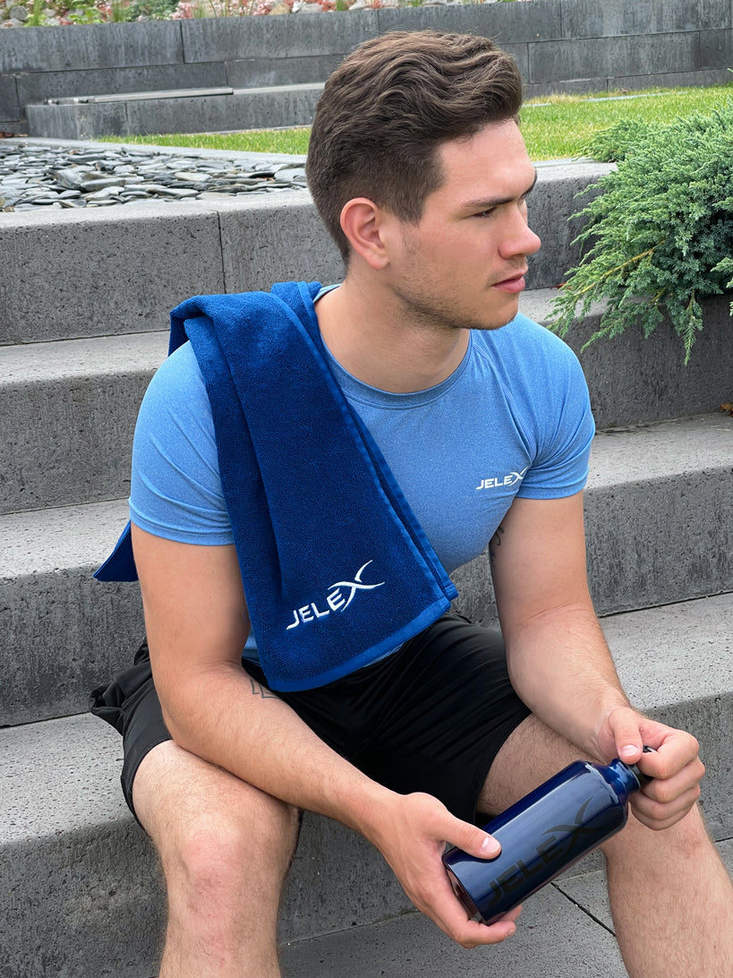 JELEX "100FIT" Serviette de fitness avec une poche zippÃ©e bleu roi
